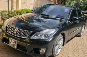 Toyota Crown 2010 Black