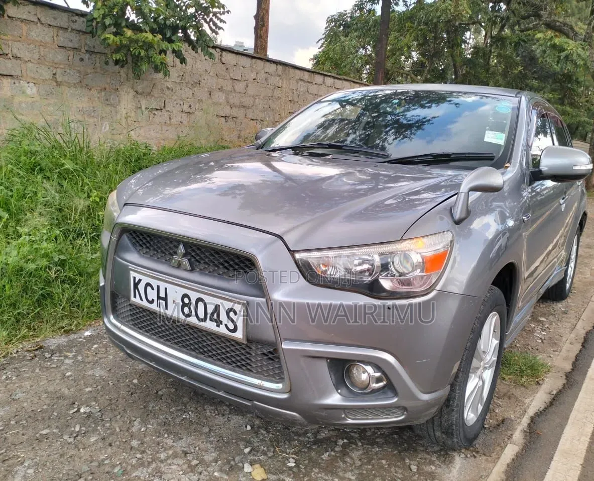 Mitsubishi RVR 2010 Silver