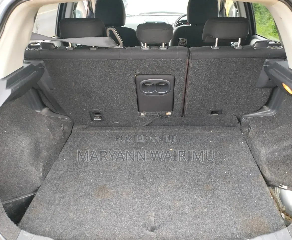 Mitsubishi RVR 2010 Silver