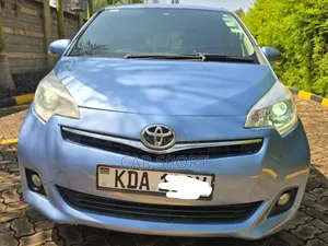 Toyota Ractis 2013 Blue