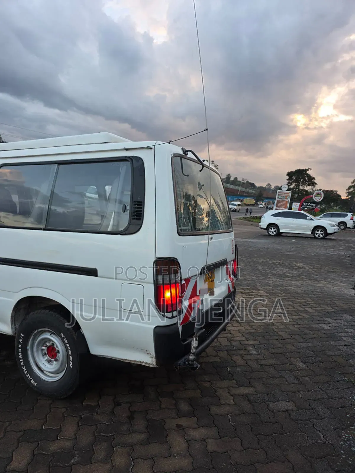 Toyota HiAce 2008 White