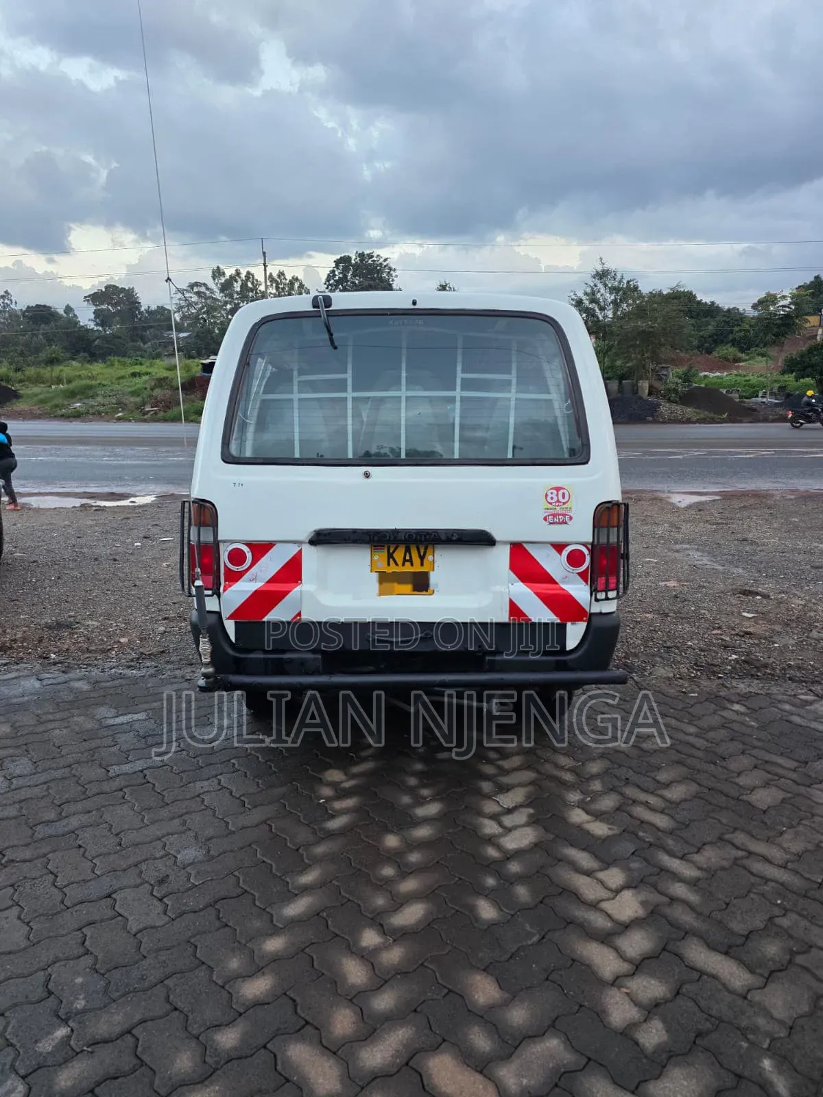 Toyota HiAce 2008 White