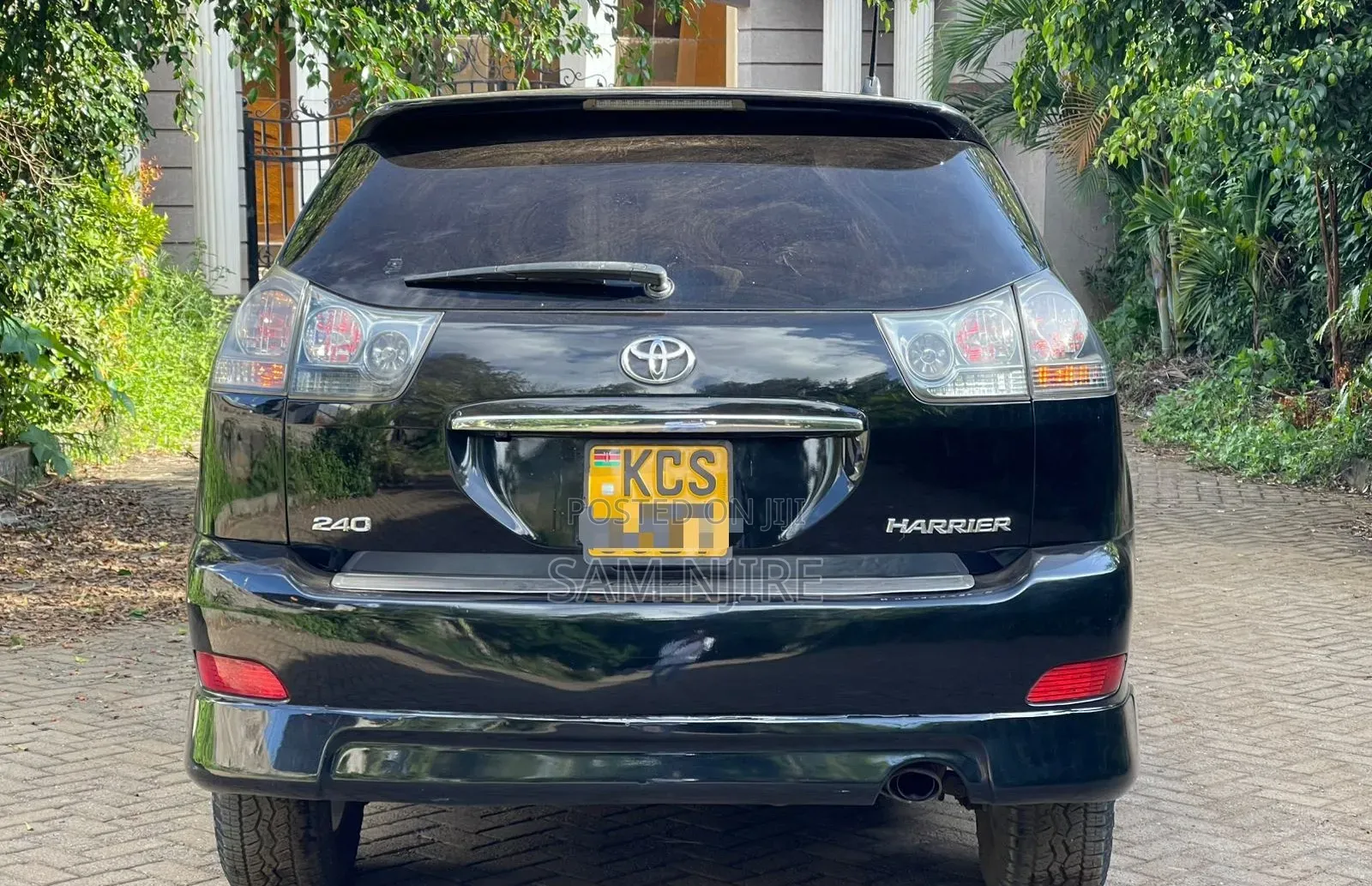 Toyota Harrier 2.4 2011 Black