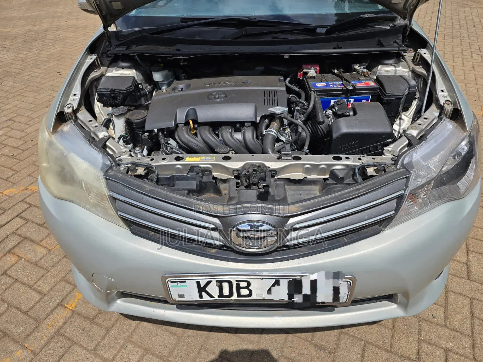 Toyota Axio 2014 Gold