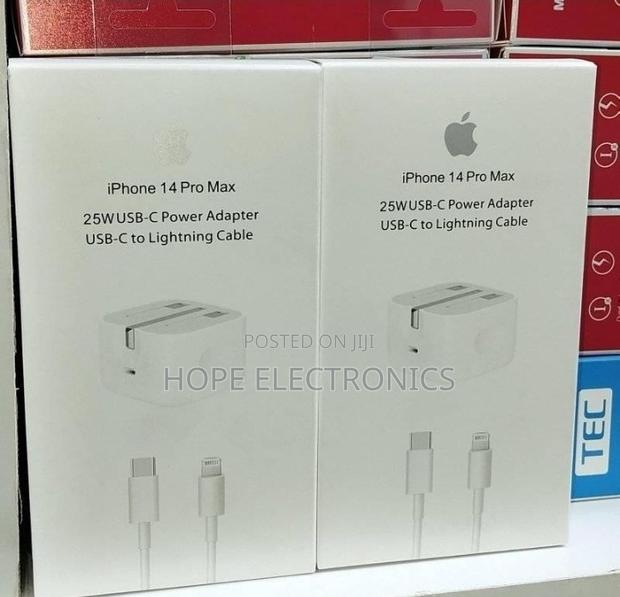 iPhone Promax 14 Charger