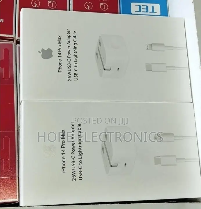 iPhone Promax 14 Charger
