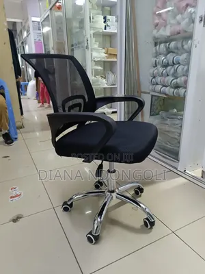 *Crazy End Month Deal*
*Assembled Executive Office Chair