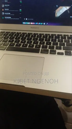 Laptop Apple MacBook 2013 8GB Apple M5 Pro SSD 256GB