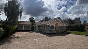 5bdrm Bungalow in Balozi, Kitengela for sale