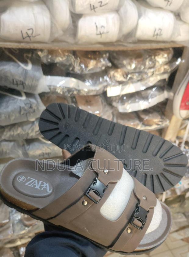 Zapa Sandals - thumbnail 4