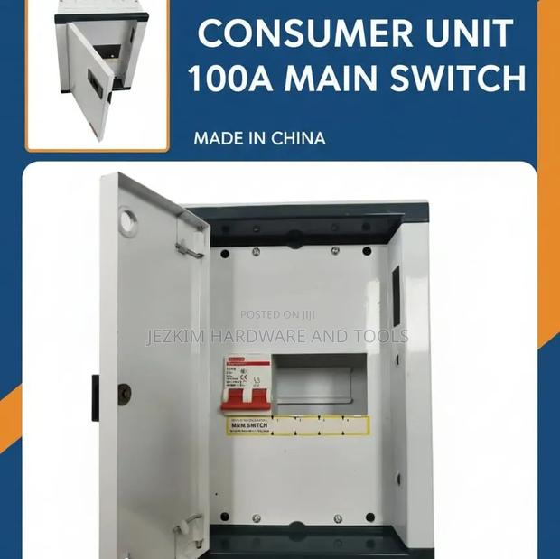 Consumer Unit 8 Way - main view