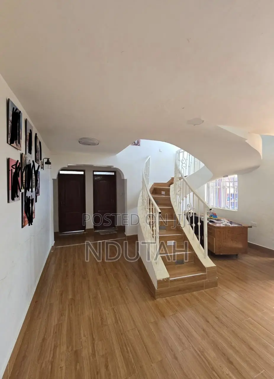 5bdrm Maisonette in Kimbo for sale