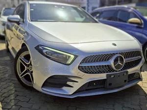 Mercedes-Benz A-Class 2018 White