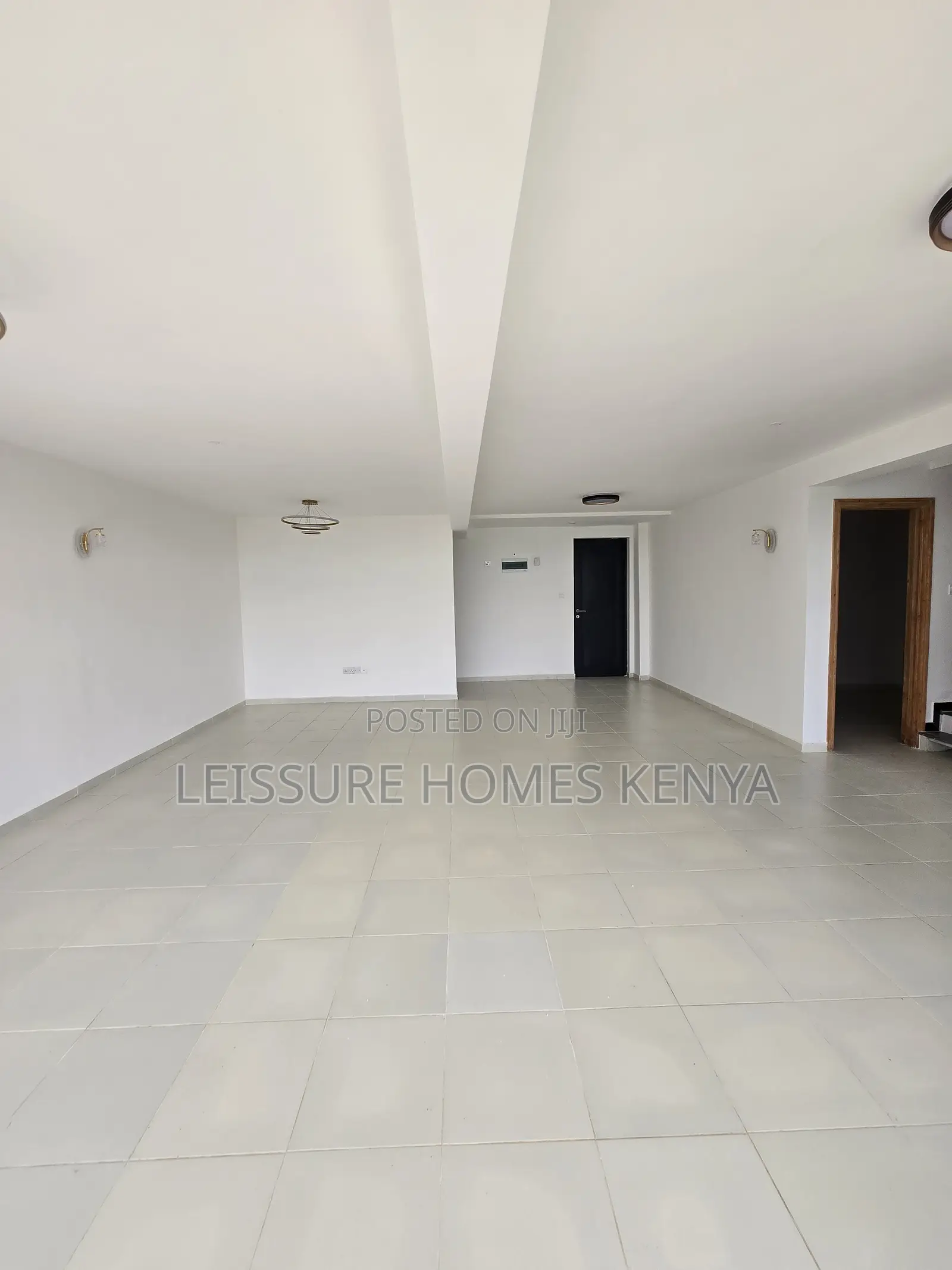 4bdrm Duplex in Thome for sale
