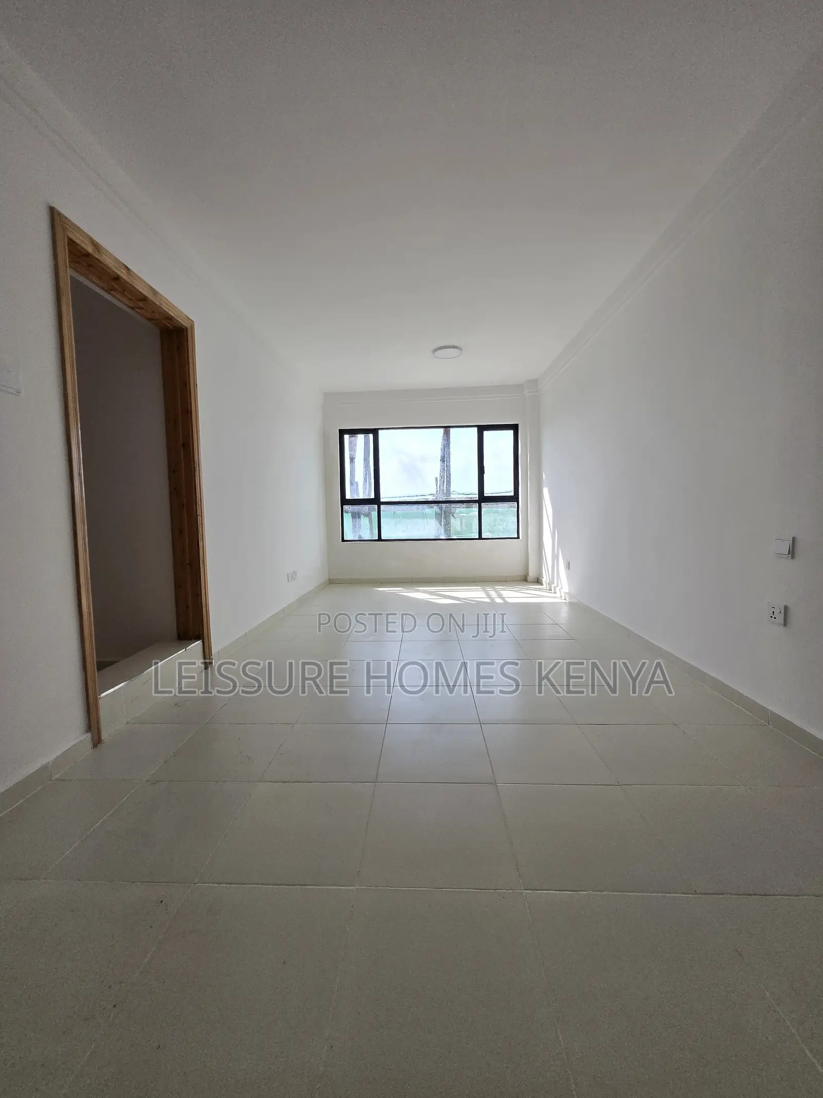 4bdrm Duplex in Thome for sale