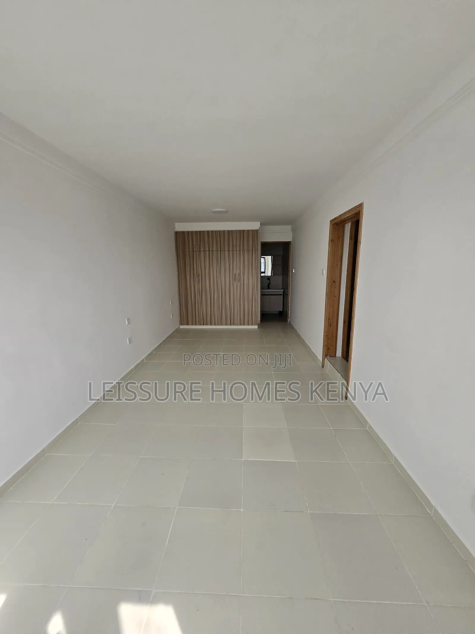 4bdrm Duplex in Thome for sale