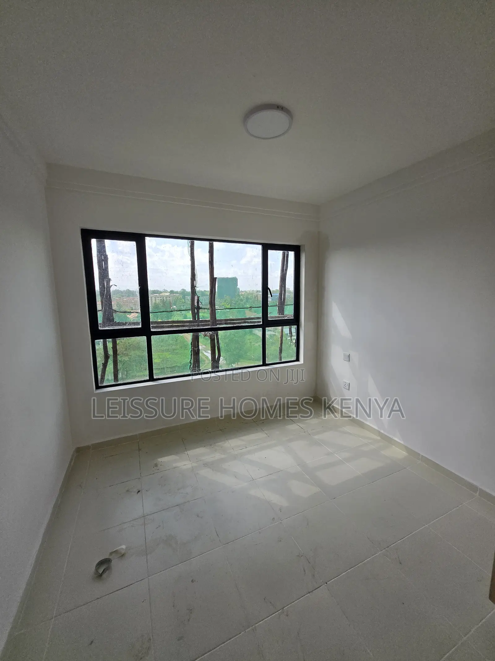 4bdrm Duplex in Thome for sale