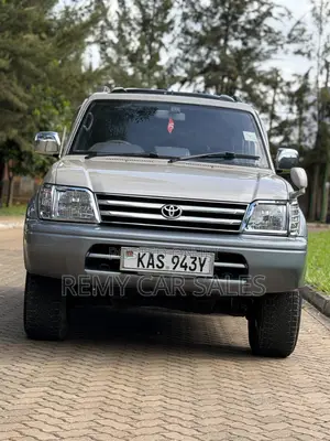 Toyota Land Cruiser Prado 1996 Gold