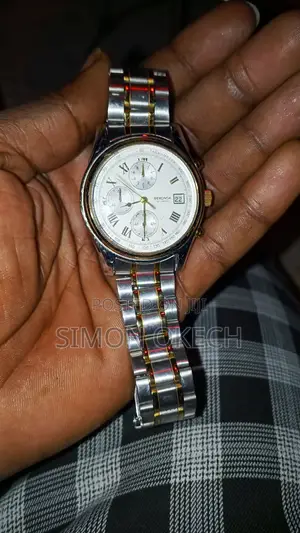 Selling a Sekonda Analog Watch 50mm