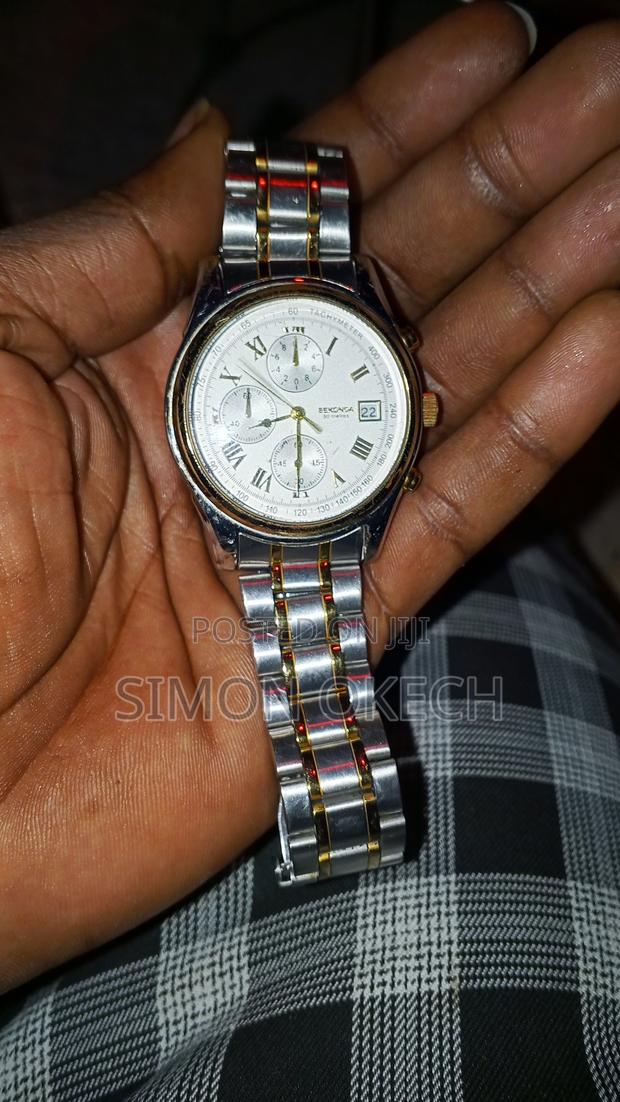 Selling a Sekonda Analog Watch 50mm - main view
