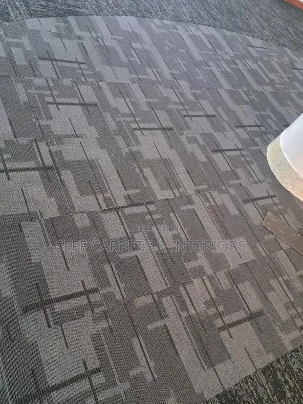 Carpet Tiles for Boadrooms - thumbnail 2