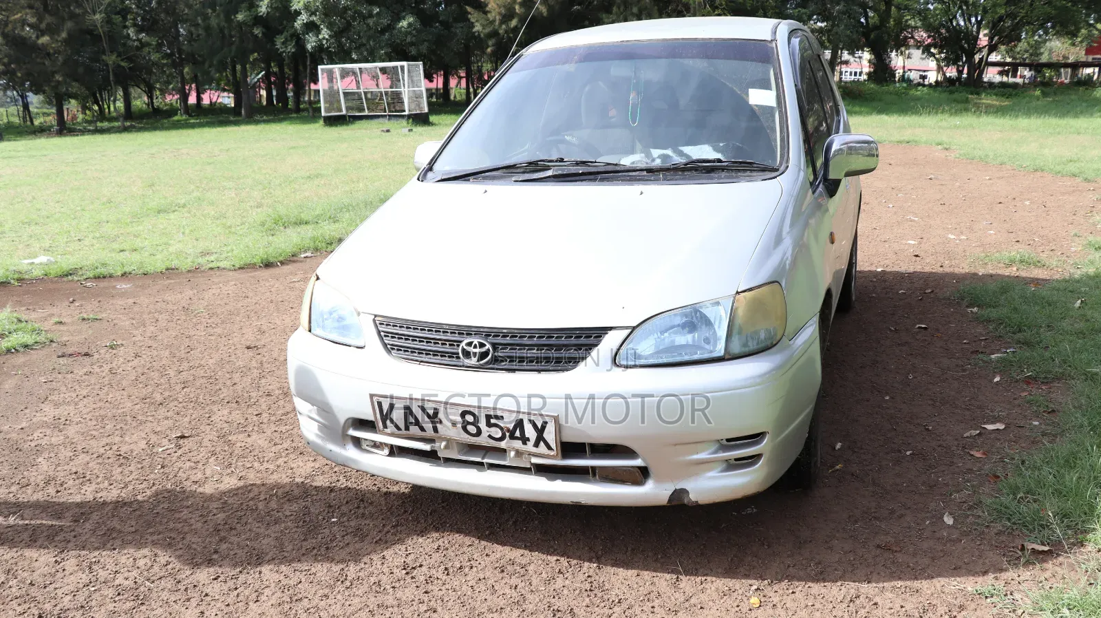 Toyota Corolla Spacio 1.6 L (6 Seater) 1998 Gray