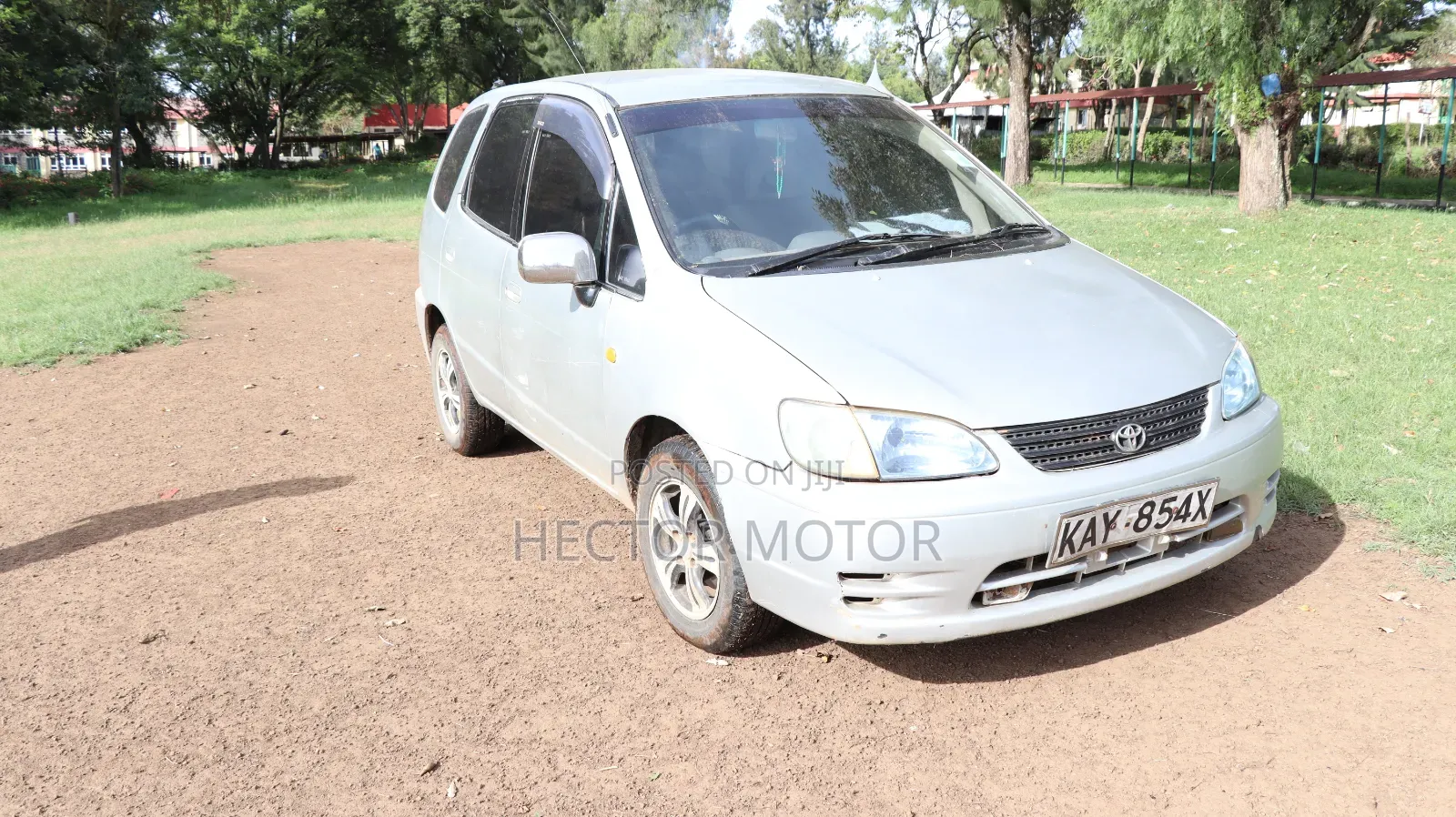 Toyota Corolla Spacio 1.6 L (6 Seater) 1998 Gray
