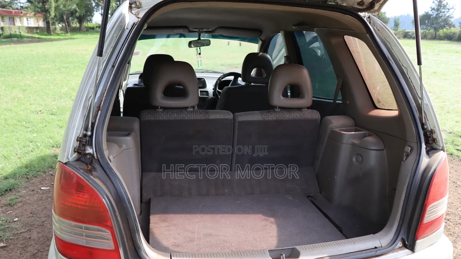 Toyota Corolla Spacio 1.6 L (6 Seater) 1998 Gray