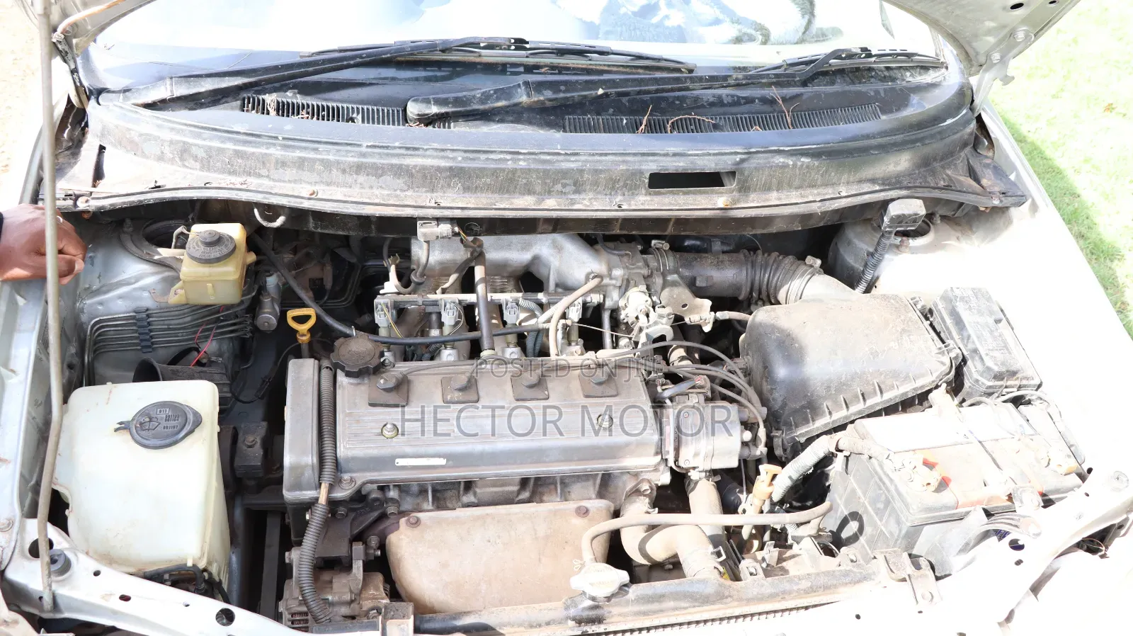 Toyota Corolla Spacio 1.6 L (6 Seater) 1998 Gray