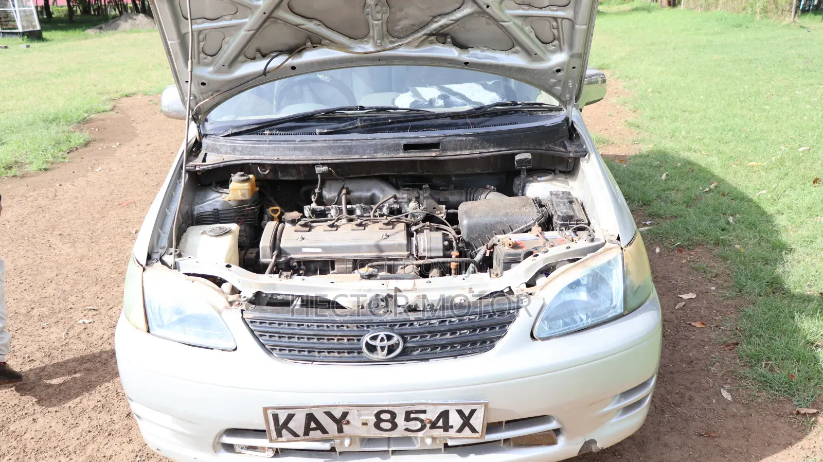 Toyota Corolla Spacio 1.6 L (6 Seater) 1998 Gray