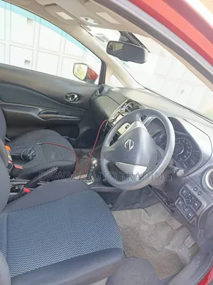 Nissan Note 2015 Red
