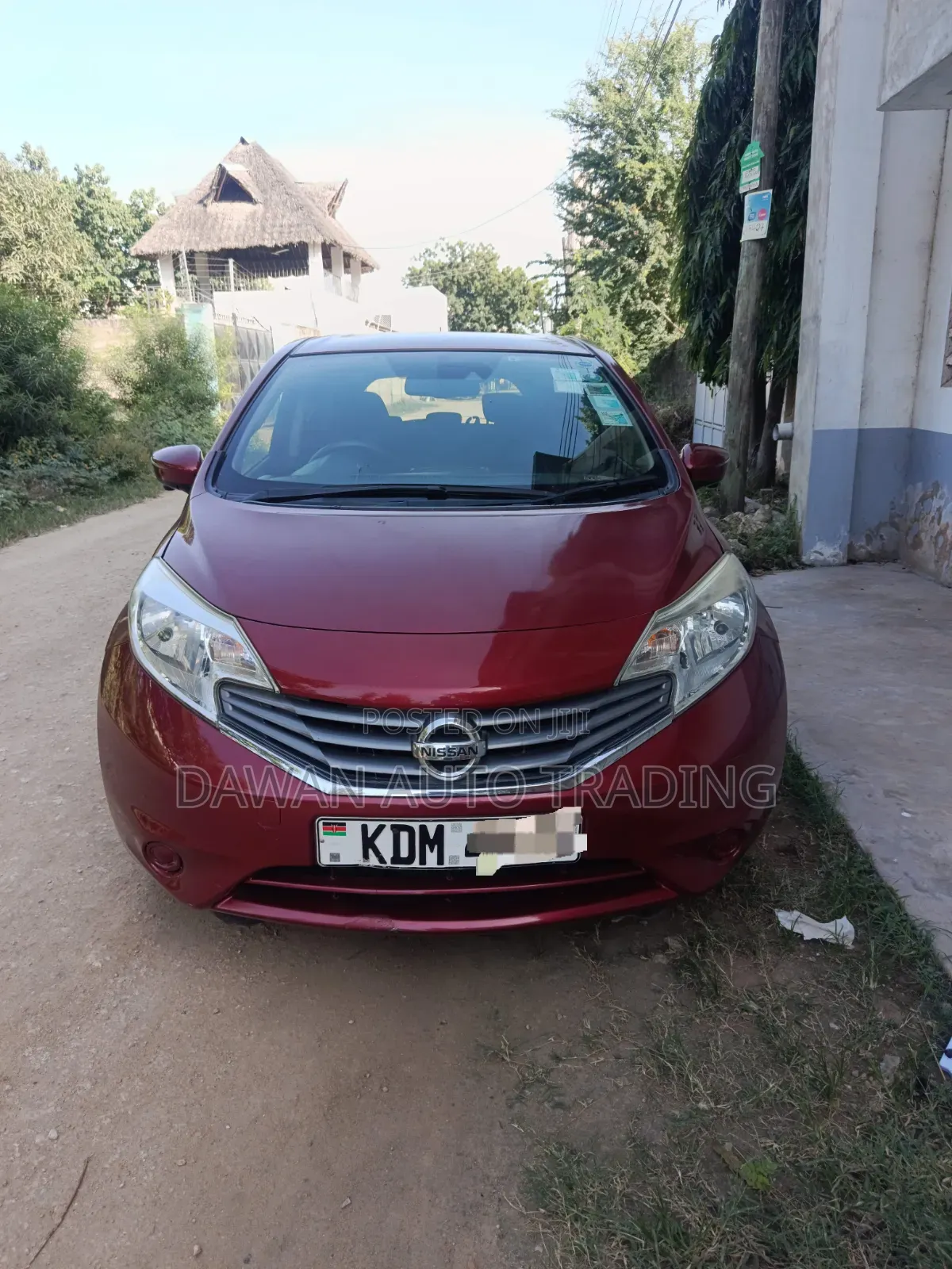 Nissan Note 2015 Red