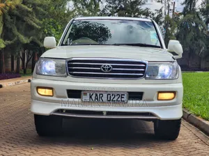 Toyota Land Cruiser Prado 1999 White