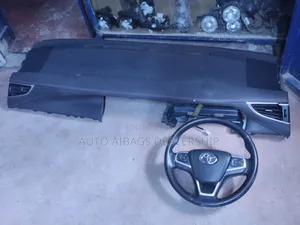Harrier Model 2015 Dashboard And Stearing.