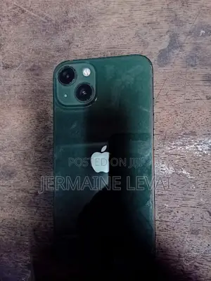Apple iPhone 13 128 GB Green