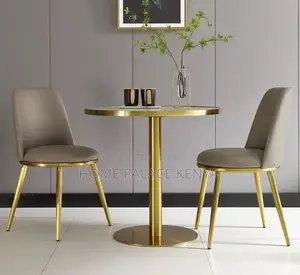 Dining Table: Stylish Round Dining Table With Casual Design