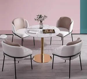 Dining Table: Stylish Round Dining Table With Casual Design