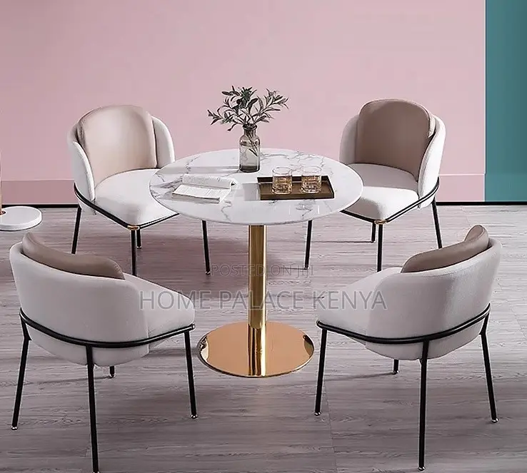 Dining Table: Stylish Round Dining Table With Casual Design