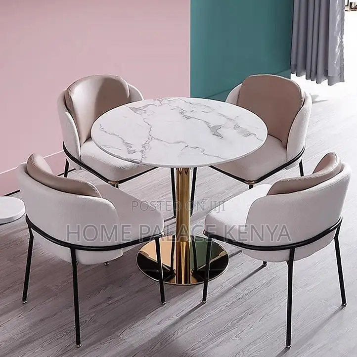 Dining Table: Stylish Round Dining Table With Casual Design