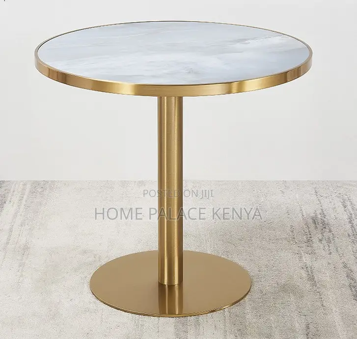 Dining Table: Stylish Round Dining Table With Casual Design