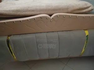 5'6 Wooden Hand Crafted Bed