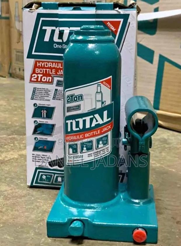 Brand New Affordable/2tonne Hydraulic Bottle Jack