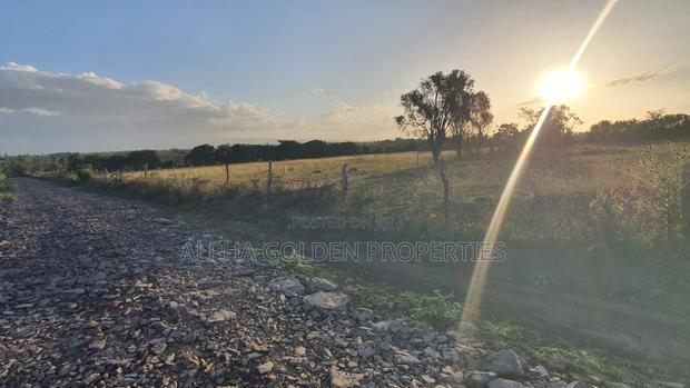 2 Acres in Ngarichia - thumbnail 2