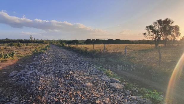 2 Acres in Ngarichia - thumbnail 3
