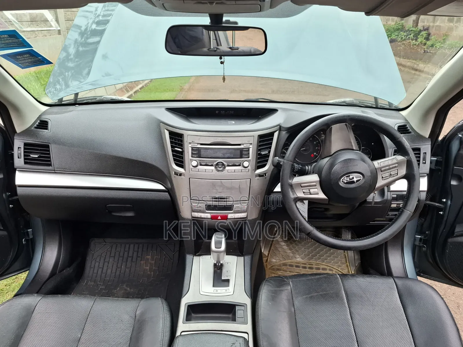 Subaru Outback 2.5i Premium 2011 Gray