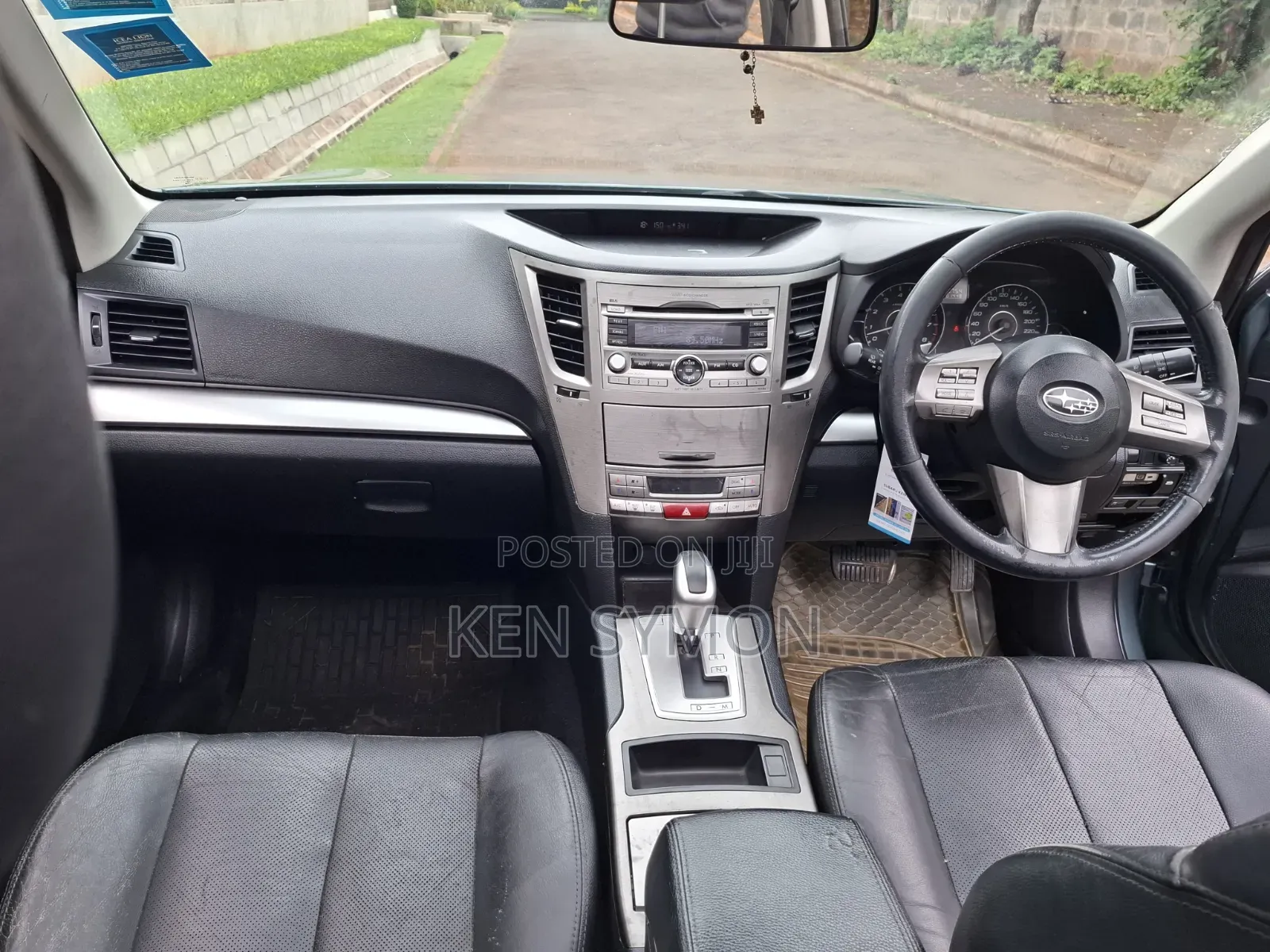 Subaru Outback 2.5i Premium 2011 Gray