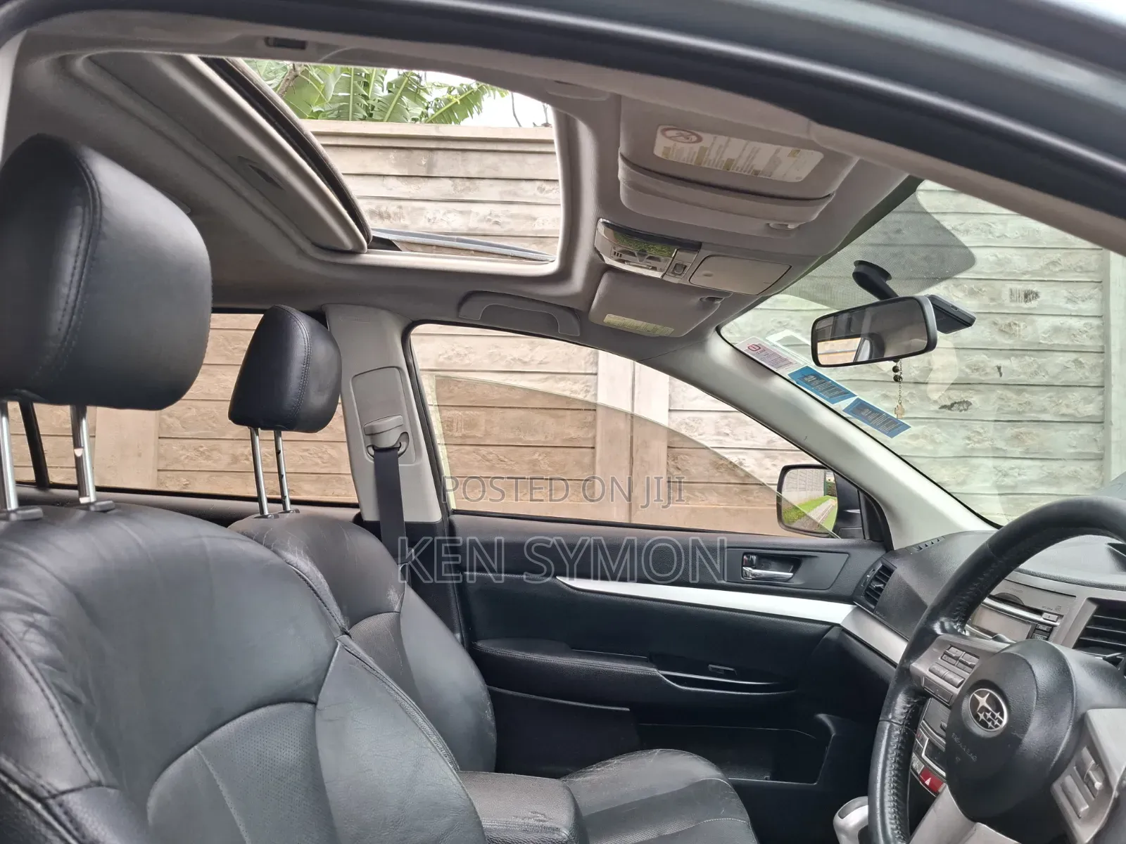 Subaru Outback 2.5i Premium 2011 Gray