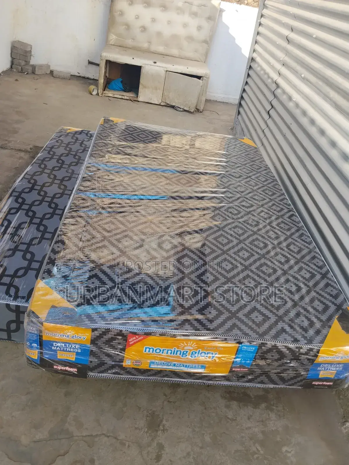 Morning Glory 3 1⁄2 by 6 Plain Top Mattress 8 Inches, High Density