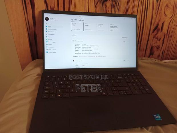 Laptop Dell Vostro 3520 32GB Intel Core i7 SSD 512GB - thumbnail 5