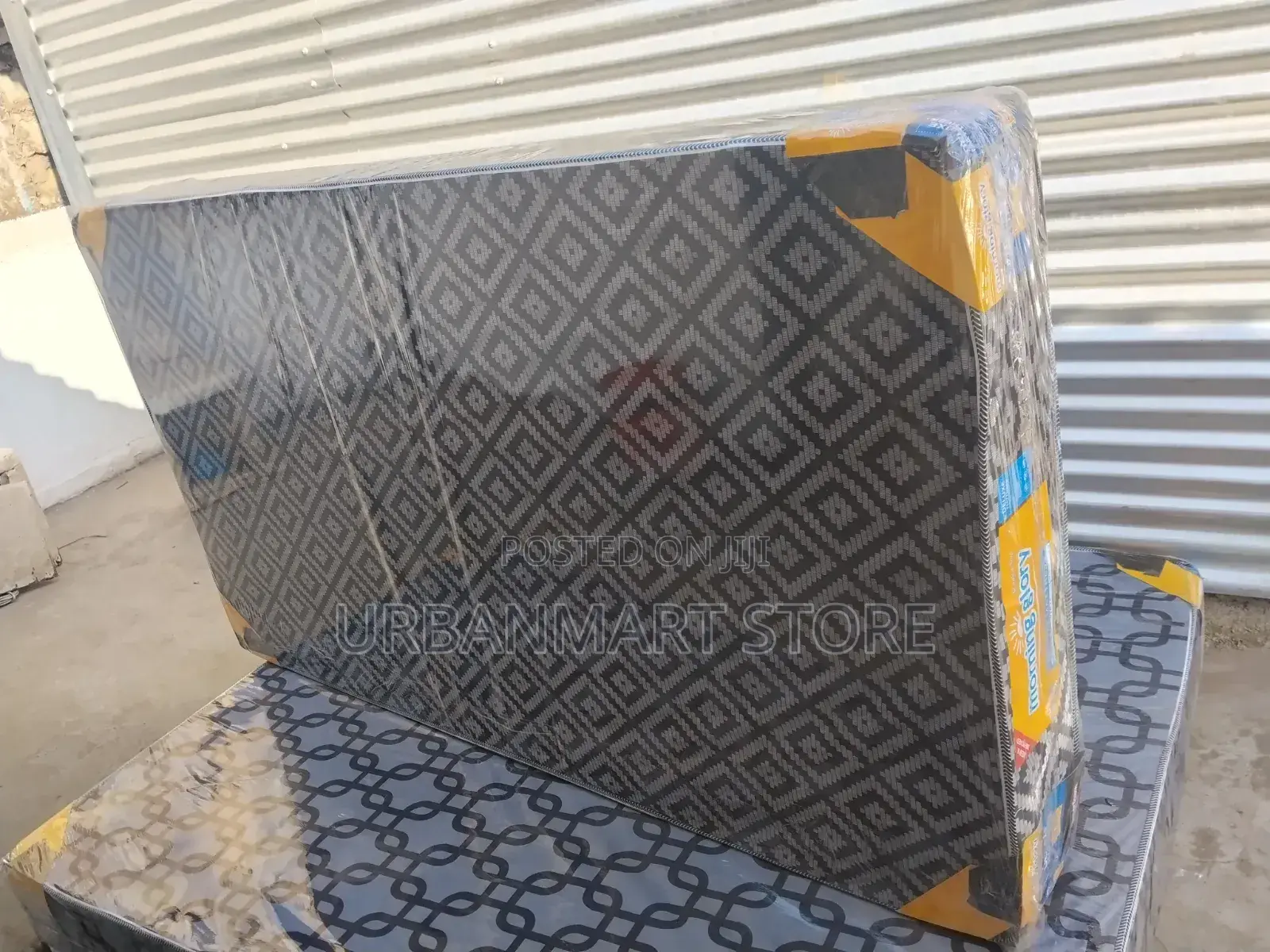 Morning Glory Super Mattress 3 1⁄2 X 6, 8 Inches Plain Top in Stock